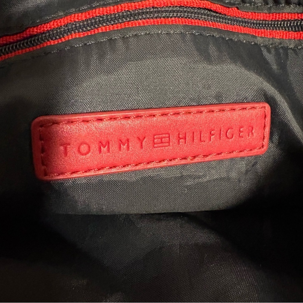 Vtg. Tommy Hilfiger Monogrammed Black Crossbody Bag Handbag Purse 11” & Wallet - Picture 2 of 7